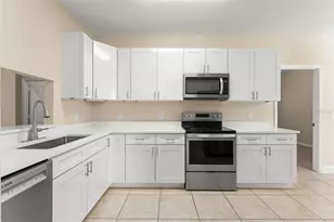498 Dean Creek Ln, Orlando, FL 32825 - Photo 6