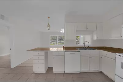 1349 E Wisconsin Avenue, Deland, FL 32724 - Photo 8