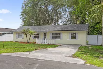 1349 E Wisconsin Avenue, Deland, FL 32724 - Photo 2