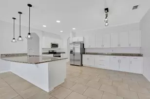 1086 Rock Creek St, Apopka, FL 32712 - Photo 6