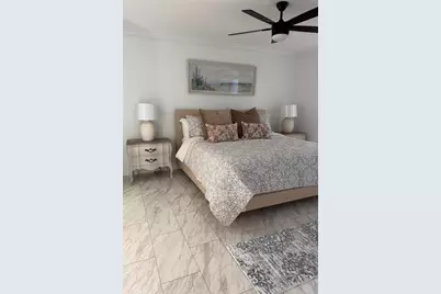 4534 N Lake Drive, Sarasota, FL 34232 - Photo 8