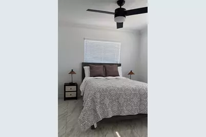 4534 N Lake Drive, Sarasota, FL 34232 - Photo 24