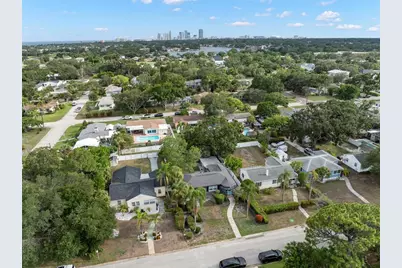 446 37th Avenue NE, Saint Petersburg, FL 33704 - Photo 22