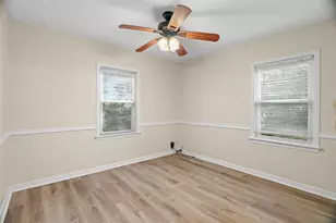 446 37th Ave NE, Saint Petersburg, FL 33704 - Photo 14