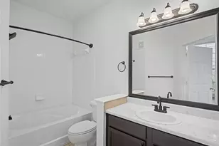 8225 Claire Ann Dr, Orlando, FL 32825 - Photo 28
