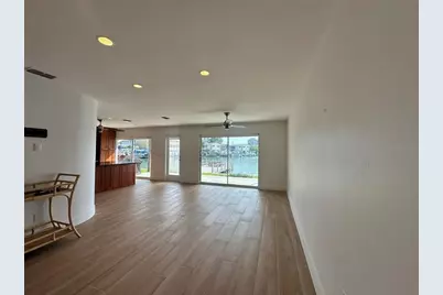 400 Larboard Way #105, Clearwater Beach, FL 33767 - Photo 8