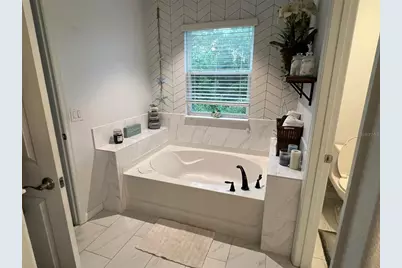 4862 Southlawn Avenue, Orlando, FL 32811 - Photo 10
