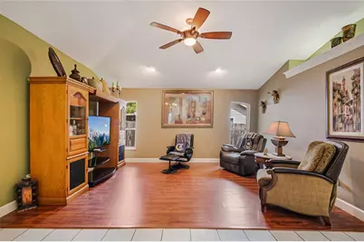 2672 Lake Jackson Circle, Apopka, FL 32703 - Photo 16