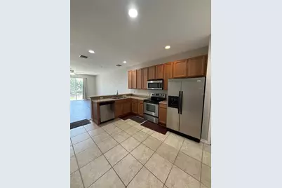 5032 White Sanderling Court, Tampa, FL 33619 - Photo 4