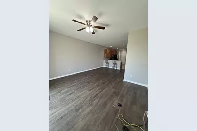 5032 White Sanderling Court, Tampa, FL 33619 - Photo 10