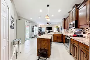 6161 Bobby Jones Ct, Palmetto, FL 34221 - Photo 12
