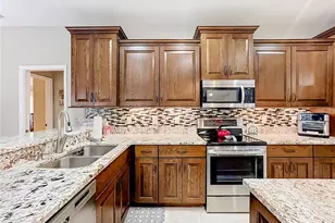 6161 Bobby Jones Ct, Palmetto, FL 34221 - Photo 16