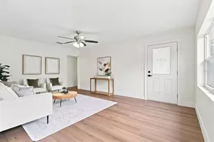 2506 Delaney Ave, Orlando, FL 32806 - Photo 2