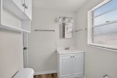 4706 S 87th Street, Tampa, FL 33619 - Photo 8
