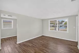 4706 S 87th St, Tampa, FL 33619 - Photo 6