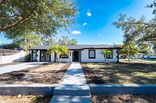 5248 King St, Zephyrhills, FL 33542 - Photo 16