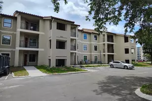 3024 Parkway Blvd, Kissimmee, FL 34747 - Photo 2
