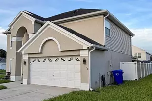 3232 Heron's Point Cir, Kissimmee, FL 34741 - Photo 2