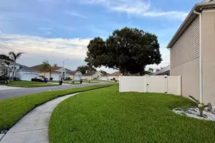 3232 Heron's Point Cir, Kissimmee, FL 34741 - Photo 6