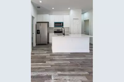 824 Hanover Avenue, Sebring, FL 33872 - Photo 2