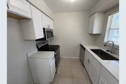107 Dorchester Square, Lake Mary, FL 32746 - Photo 10