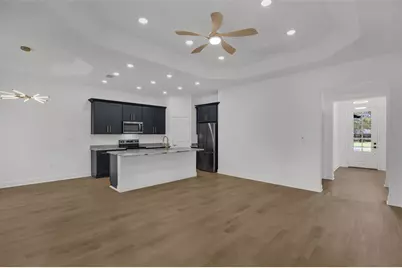 2380 Central Parkway Parkway, Deland, FL 32724 - Photo 6
