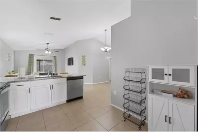 5230 Florida Holly Drive, Orlando, FL 32811 - Photo 6