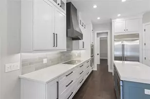 5105 W Neptune Way, Tampa, FL 33609 - Photo 44