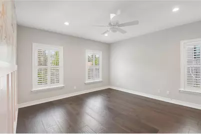 5105 W Neptune Way, Tampa, FL 33609 - Photo 12