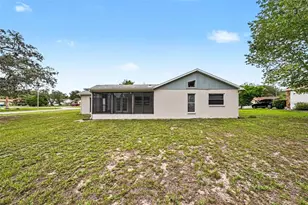 8009 Pagoda Dr, Spring Hill, FL 34606 - Photo 16