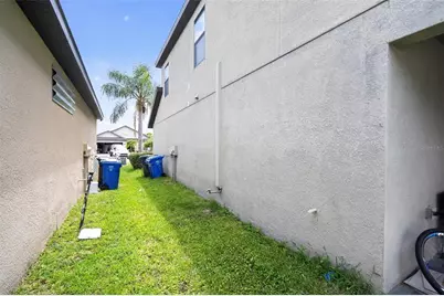 11202 Carrick Stone Street, Wimauma, FL 33598 - Photo 22