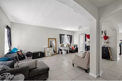 11202 Carrick Stone Street, Wimauma, FL 33598 - Photo 6