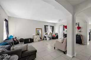 11202 Carrick Stone St, Wimauma, FL 33598 - Photo 6