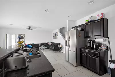 11202 Carrick Stone Street, Wimauma, FL 33598 - Photo 10