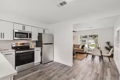 2230 SE 1st Street, Orange City, FL 32763 - Photo 10