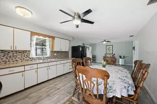 2266 Lake Lizzie Ct, Saint Cloud, FL 34771 - Photo 28