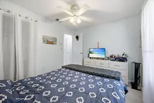 2266 Lake Lizzie Ct, Saint Cloud, FL 34771 - Photo 22