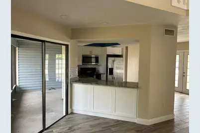 222 Carpenters Way #6, Lakeland, FL 33805 - Photo 2