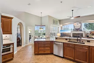 3739 Winding Lake Cir, Orlando, FL 32835 - Photo 6