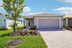 341 Meredith Blvd, Winter Haven, FL 33881 - Photo 1