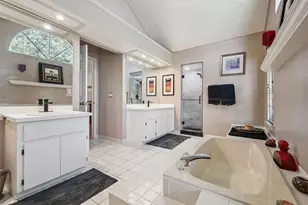 1129 Climbing Rose Dr, Ocoee, FL 34761 - Photo 24