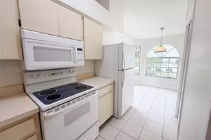 8613 Cottonway Ln, Tampa, FL 33635 - Photo 8
