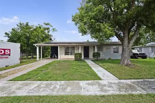 1460 E Lombardy Dr, Deltona, FL 32725 - Photo 2