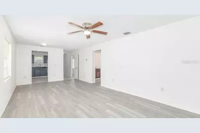 31128 Lochmore Circle, Sorrento, FL 32776 - Photo 6