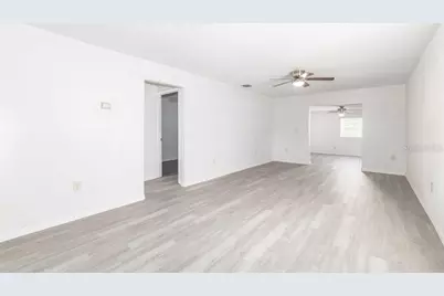 31128 Lochmore Circle, Sorrento, FL 32776 - Photo 8