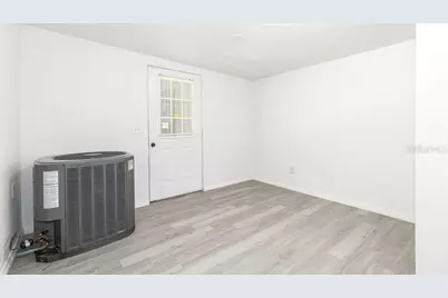 31128 Lochmore Circle, Sorrento, FL 32776 - Photo 10