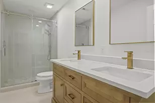 2703 Lancaster Dr, Sun City Center, FL 33573 - Photo 18