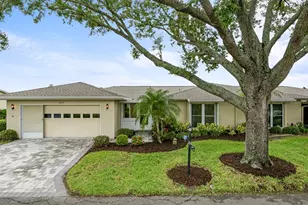 2703 Lancaster Dr, Sun City Center, FL 33573 - Photo 2