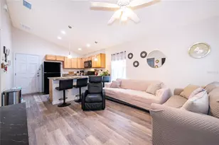 1360 Cottage Cir, Tavares, FL 32778 - Photo 4