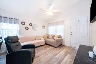 1360 Cottage Cir, Tavares, FL 32778 - Photo 6